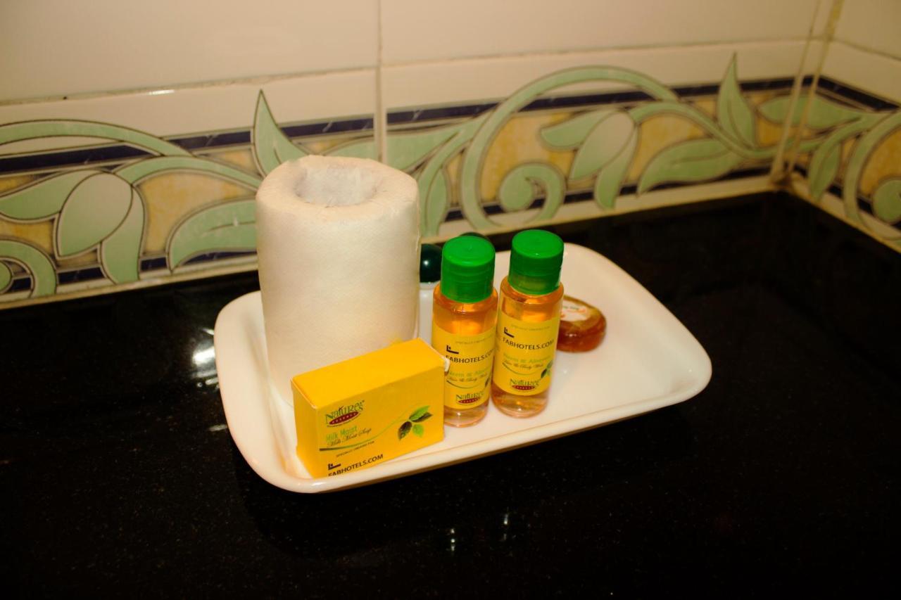 Fabhotel Skyry Chennai Bagian luar foto