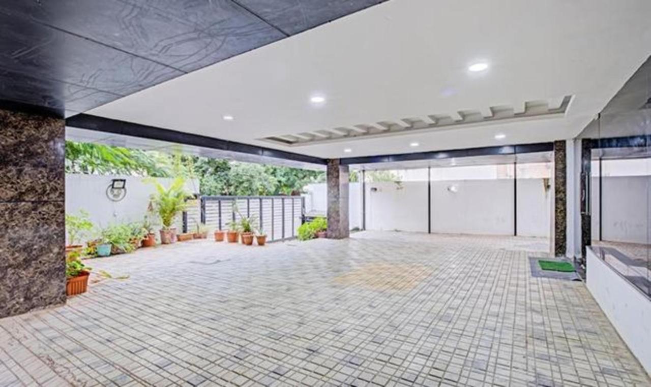 Fabhotel Skyry Chennai Bagian luar foto